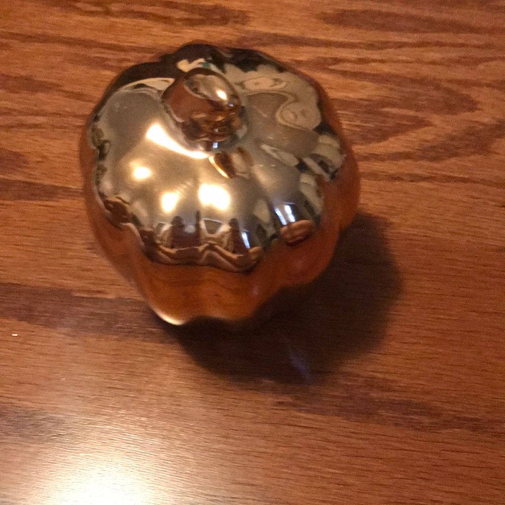 Pumpkin Decor - Picture 4 of 6